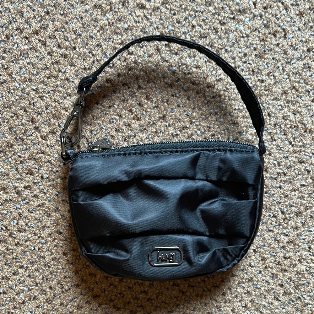 NWOT Disco pouch in black